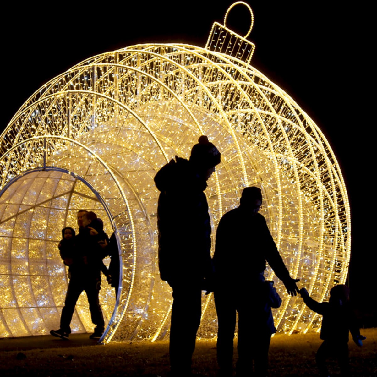 Holiday Stroll